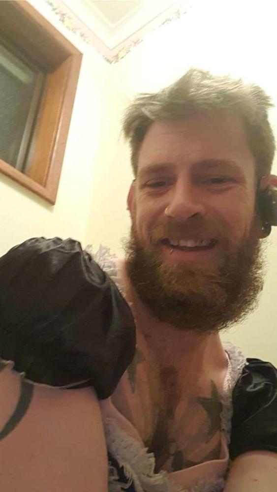 11P bitch Daniel slave
