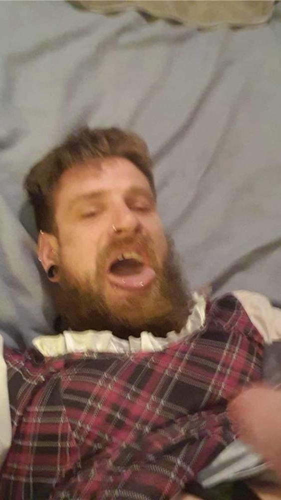 11P bitch Daniel slave