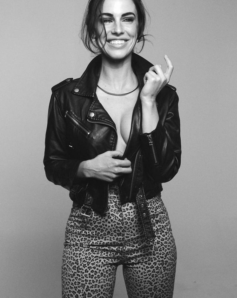 25P Jessica Lowndes Cute woman