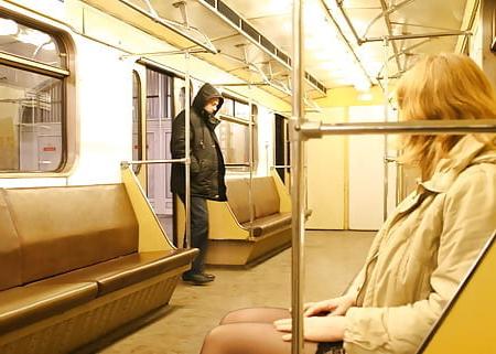 25P strangers on a train