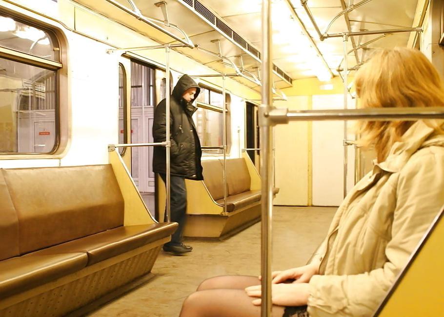 25P strangers on a train