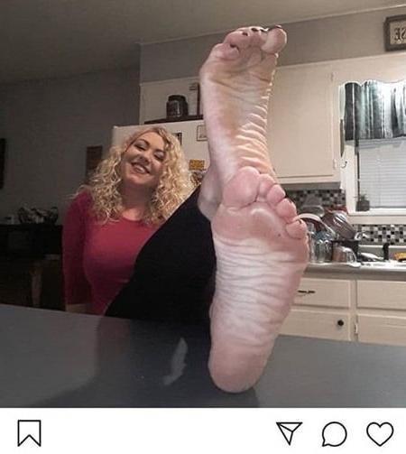 25P KitterKat feet soles