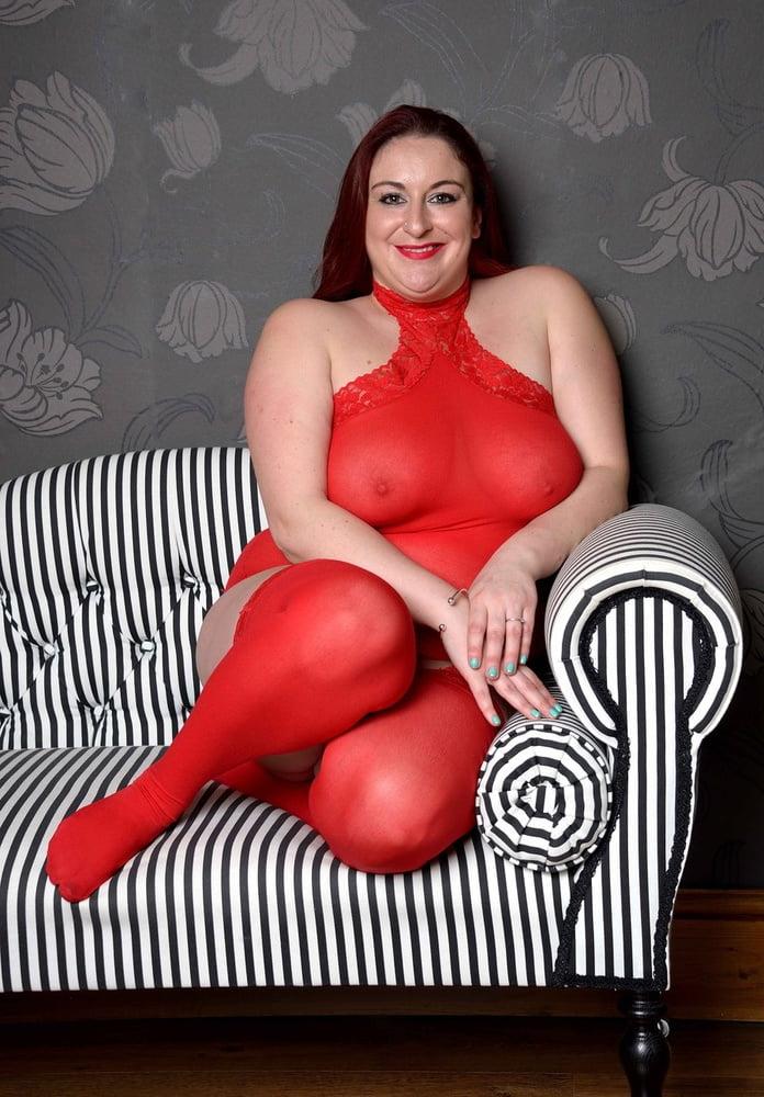 9P Scorpio, sexy UK Chunky MILF Slut