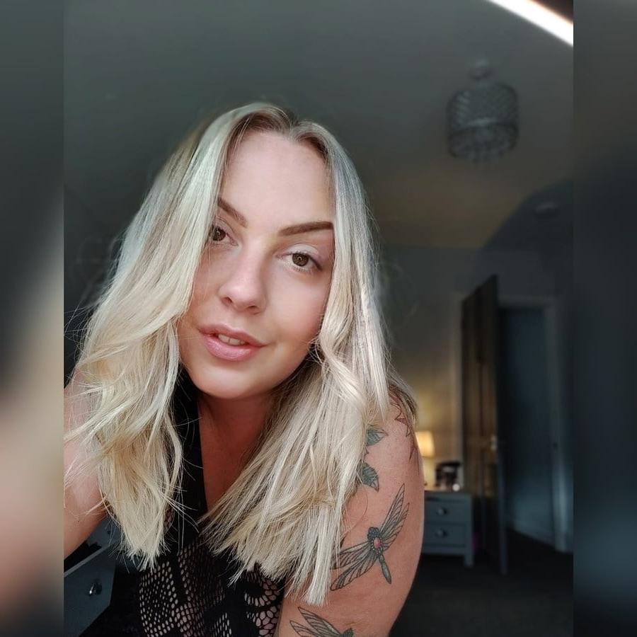 13P Dee, sexy UK Chunky Slut