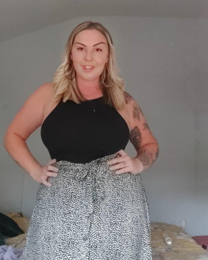 13P Dee, sexy UK Chunky Slut