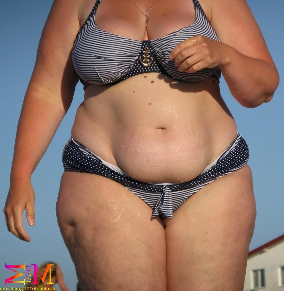 8P Fat Ass Mature Bitch