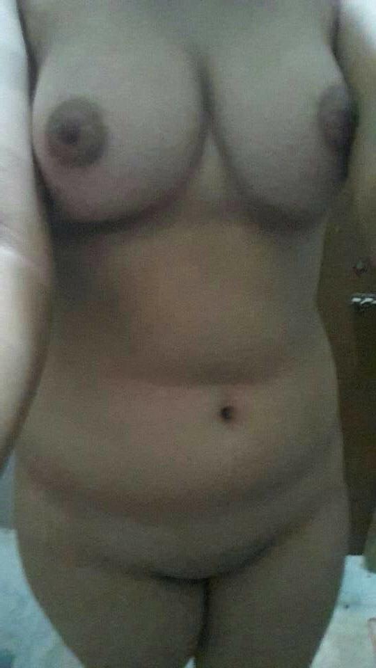 17P Chubby Thai slut exposed
