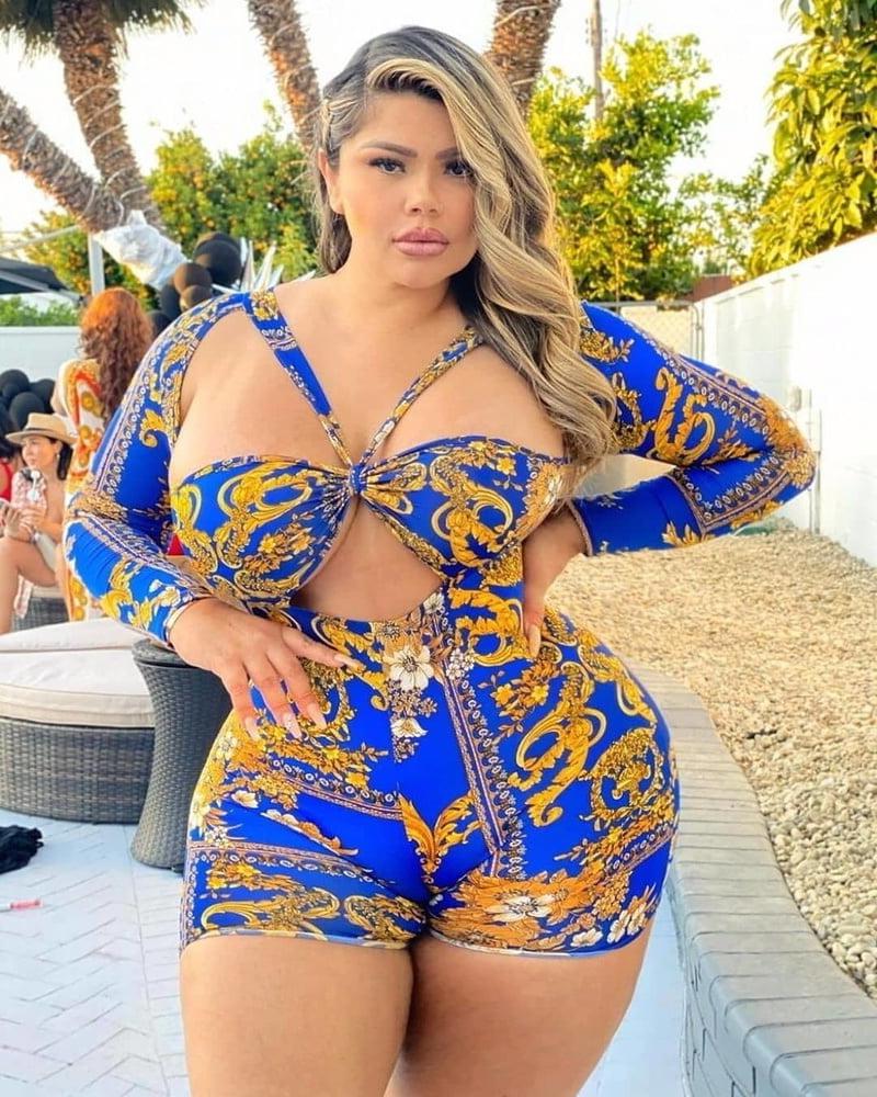 25P Chubby and Thick Asians