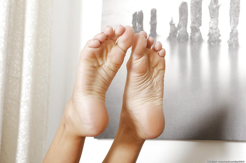 9P Kacey jordan feet