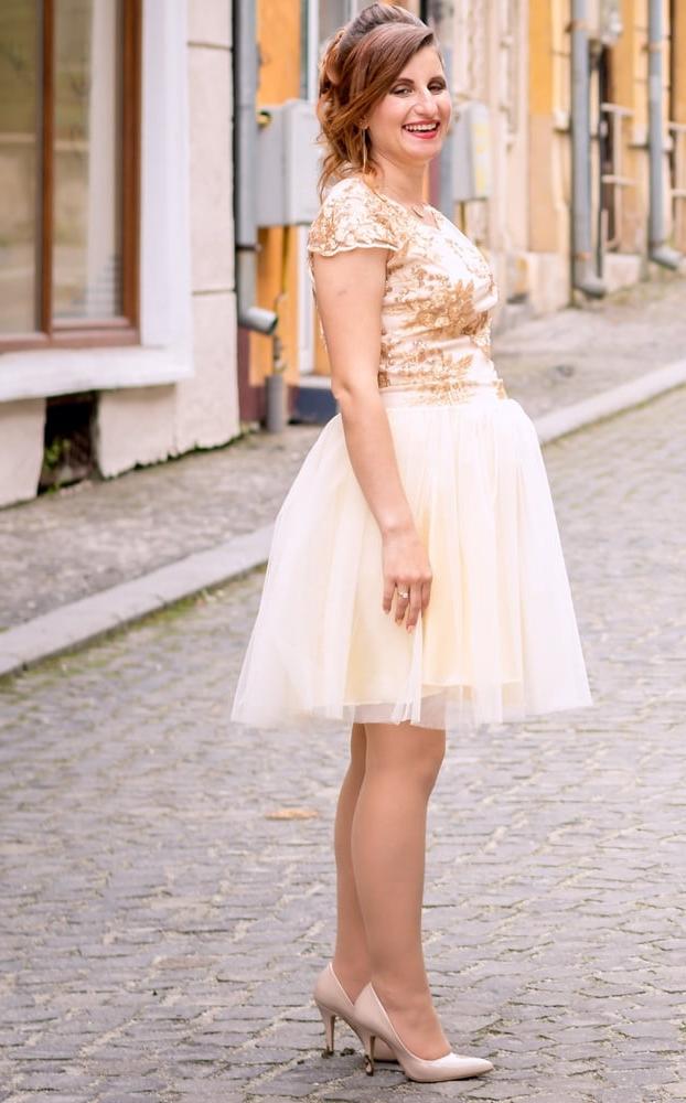 24P Romanian Wedding Pantyhose - Bride