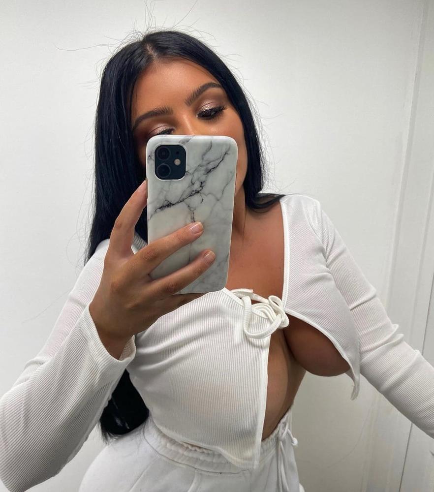 25P Sexy British Sluts UK Leeds Manchester London Hot Women