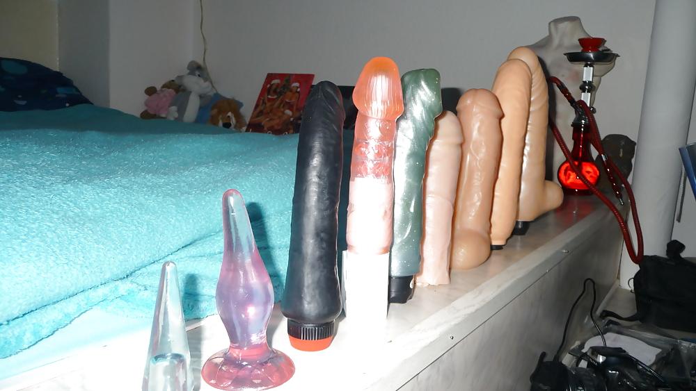 11P TOYS   FOR    MY   LADYS    IN     BET
