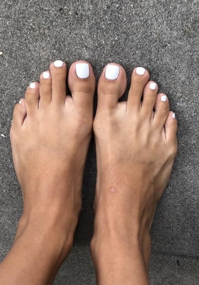25P PRETTY FEET 3