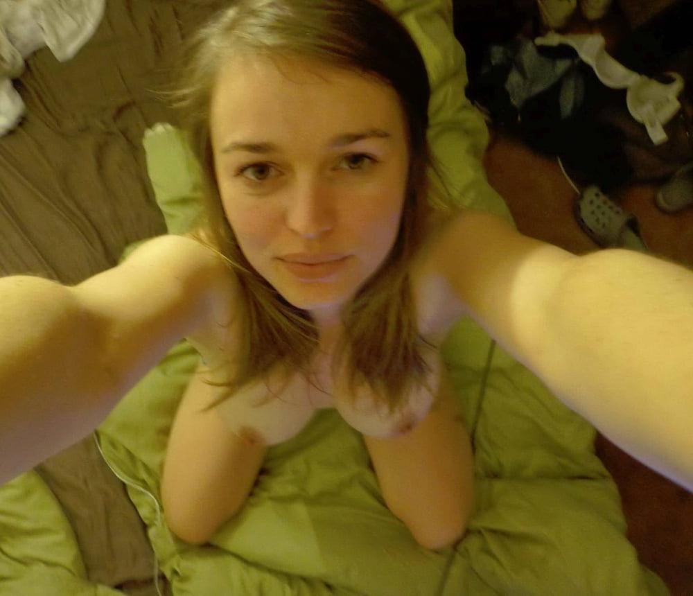 25P cute czech girlfriend