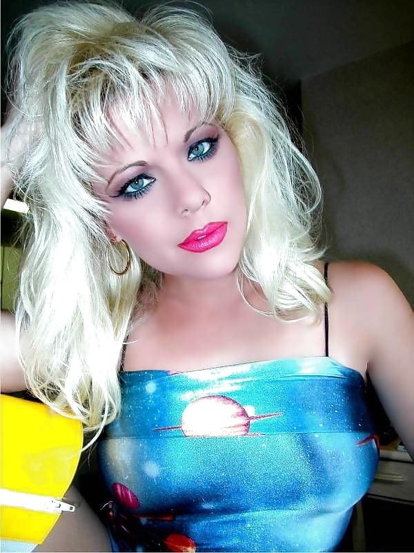 25P Goddess Erin Blair