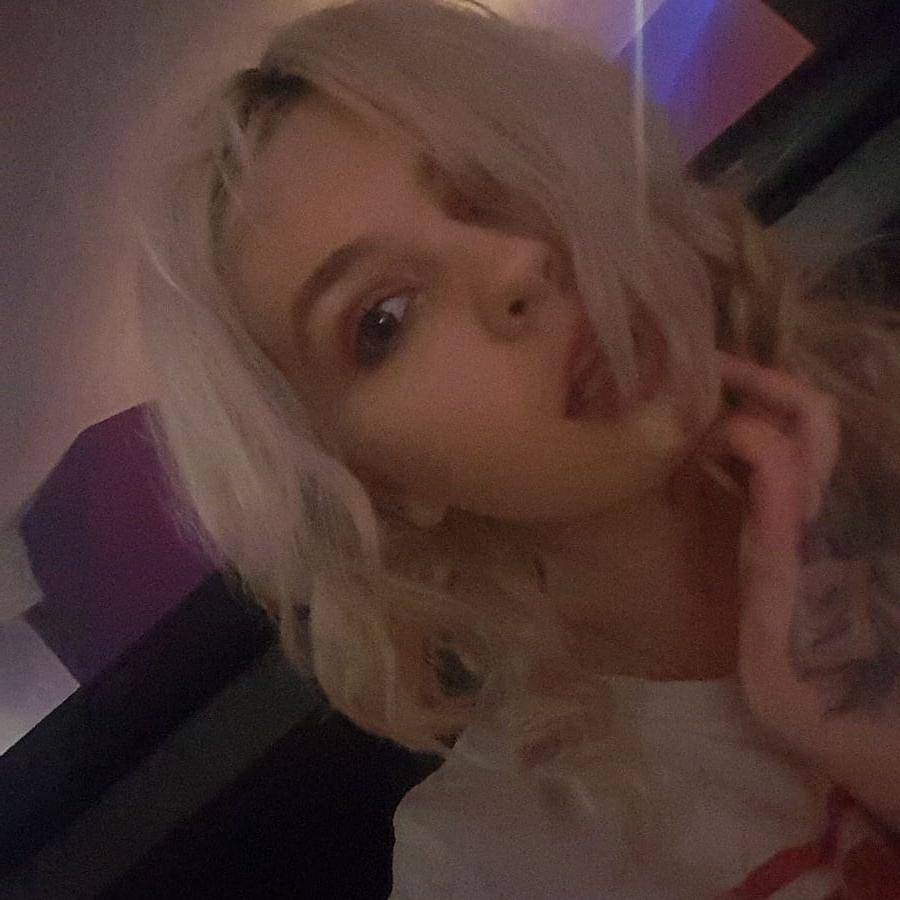 12P Mia, sexy UK Chunky Slut