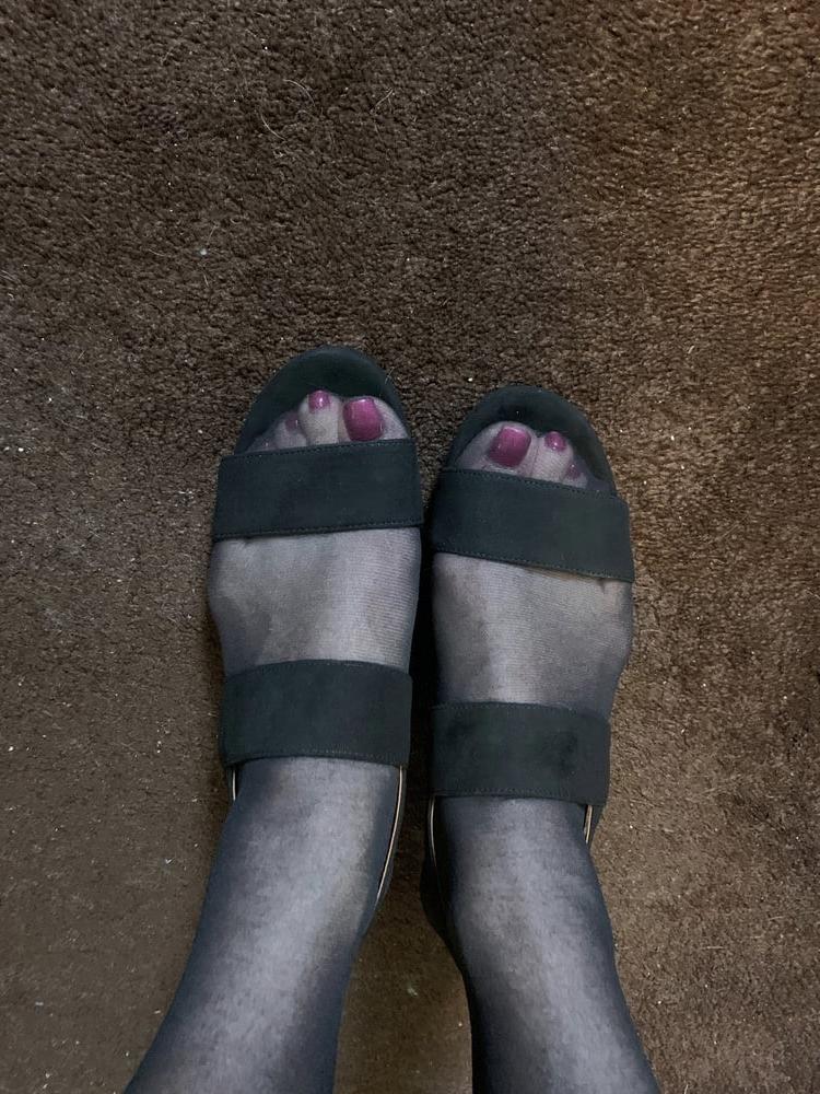 25P Tribute my feet