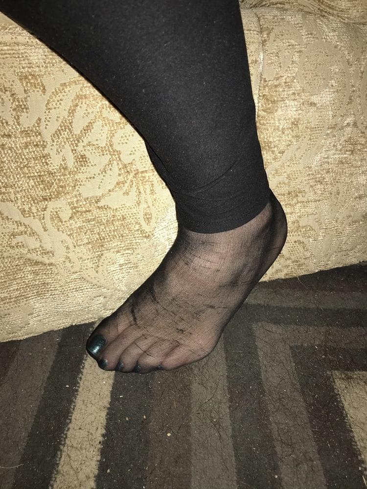 25P Tribute my feet