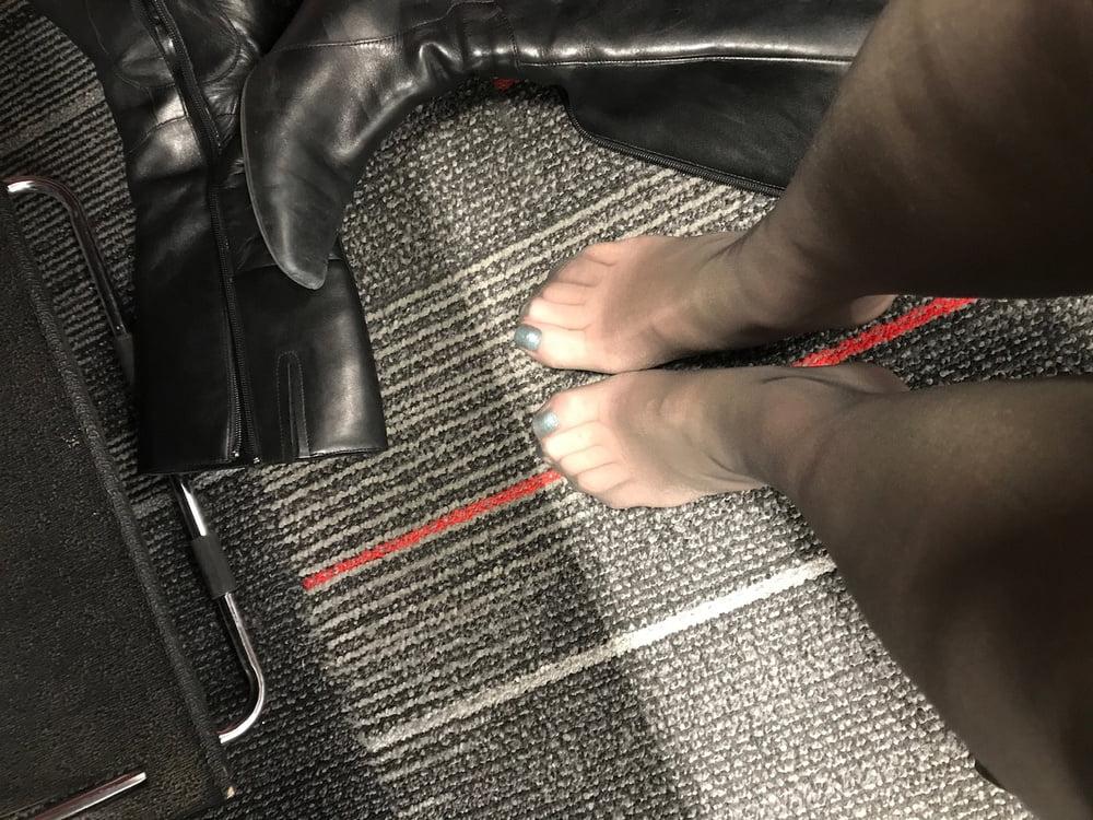 25P Tribute my feet