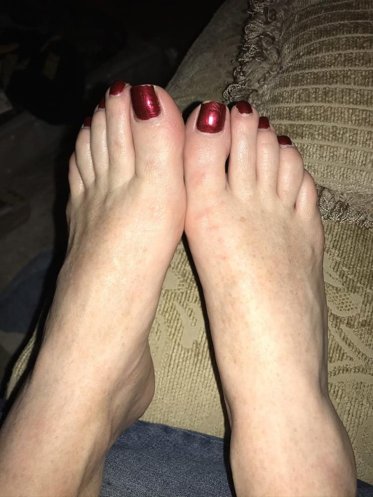 25P Tribute my feet