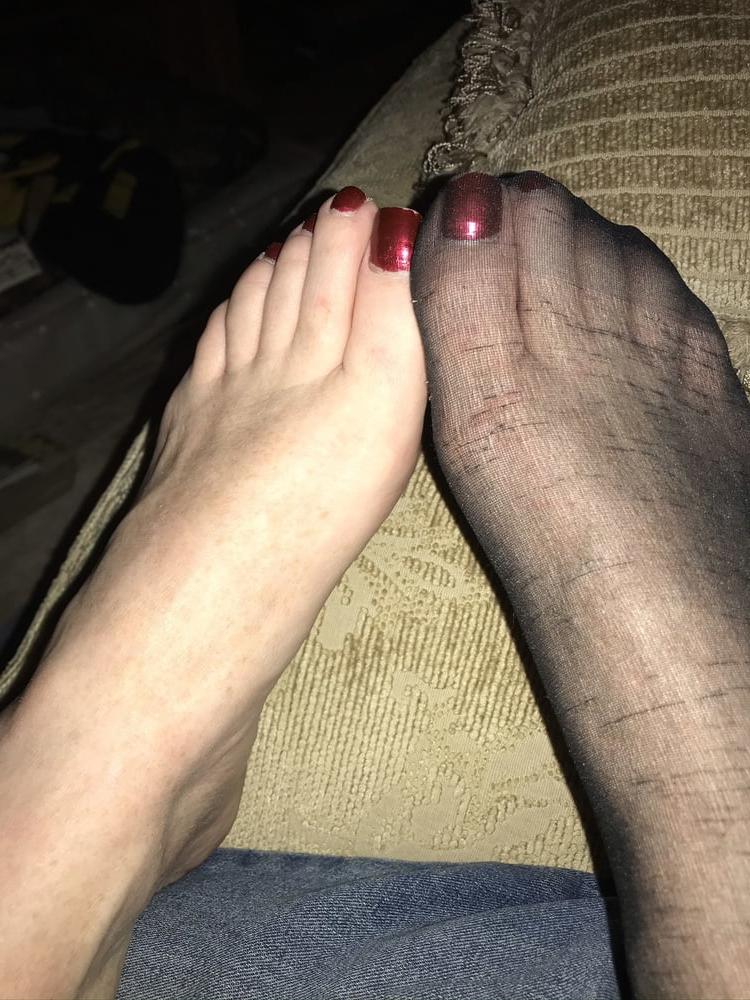25P Tribute my feet