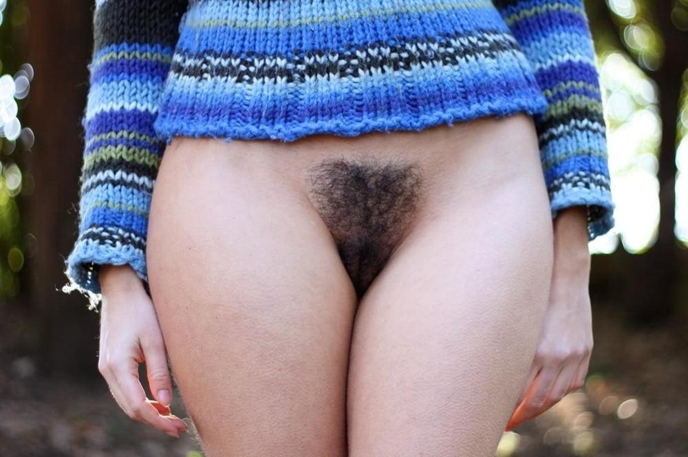 21P Young Natural Women 1443
