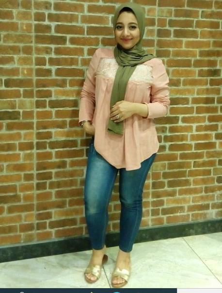 25P Muslim hijab feet