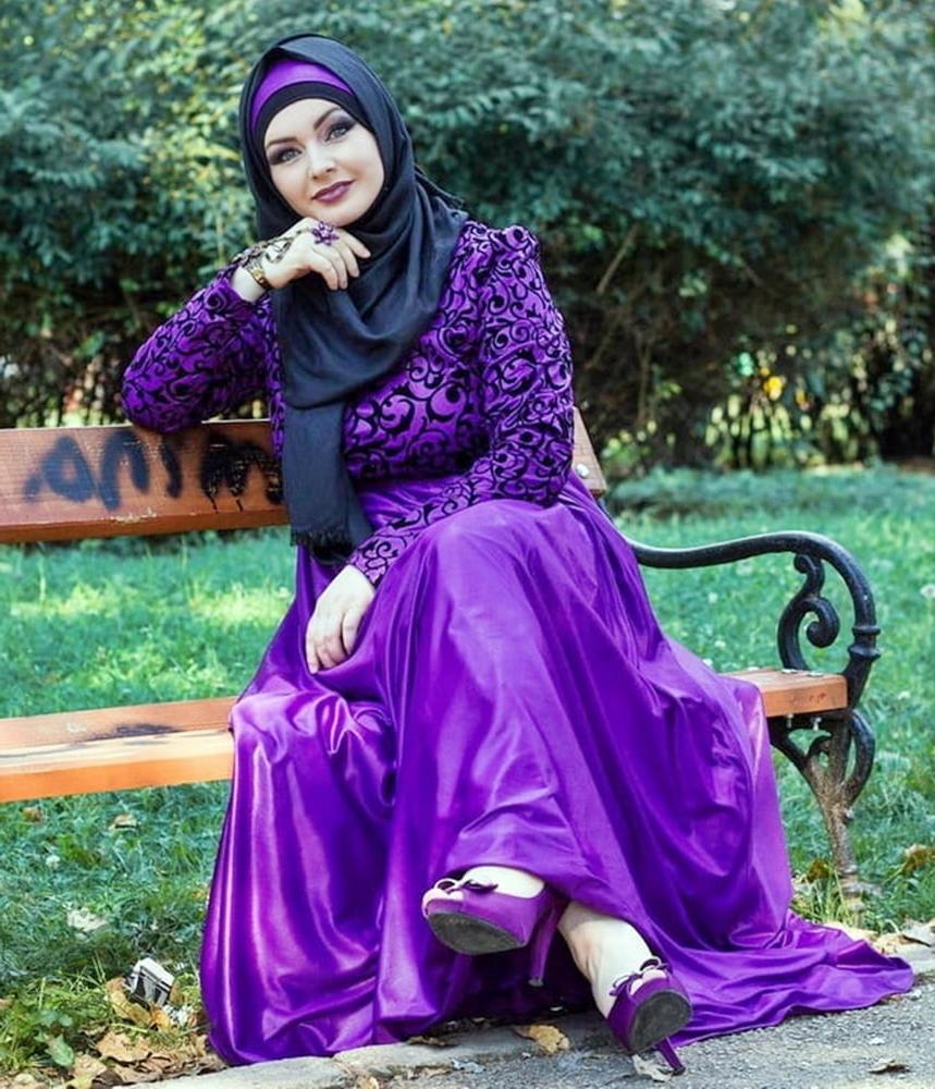 25P Muslim hijab feet