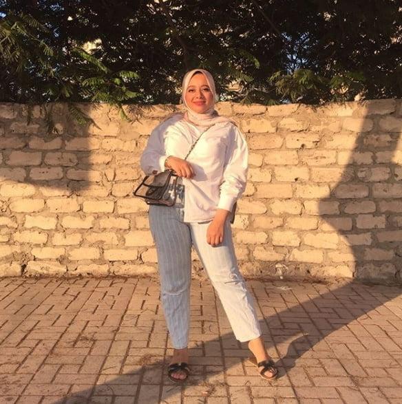 25P Muslim hijab feet