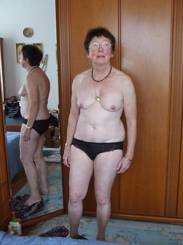 19P the glasses are sexy