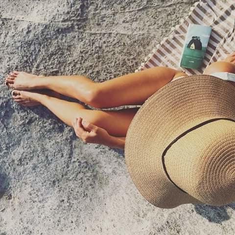 25P Legs, feet and shoes