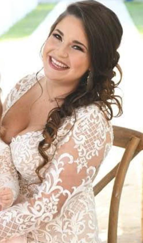 25P The Beautiful Sexy Bride