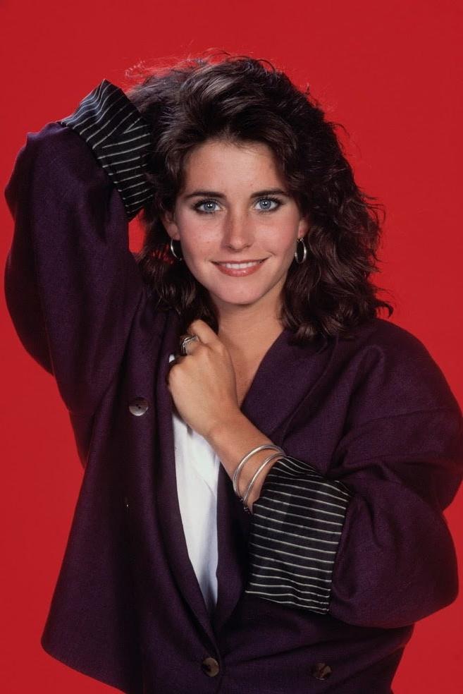 25P Classic Courtney Cox