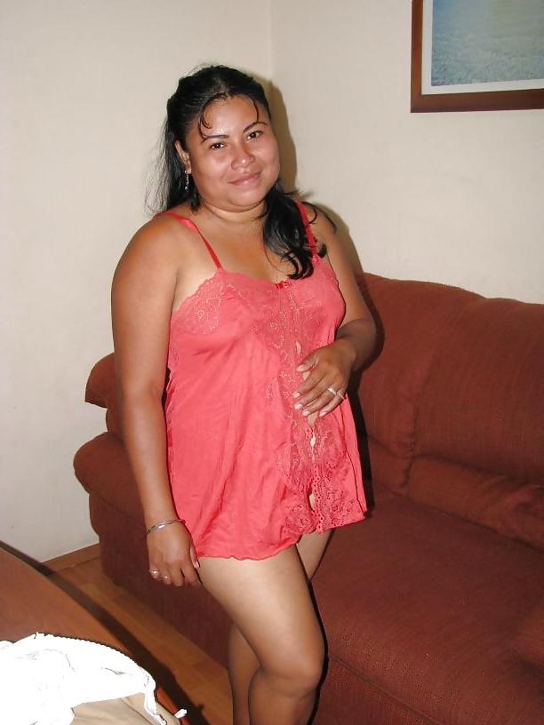 14P Gordita y Que - 13 - Red Dress Chubby