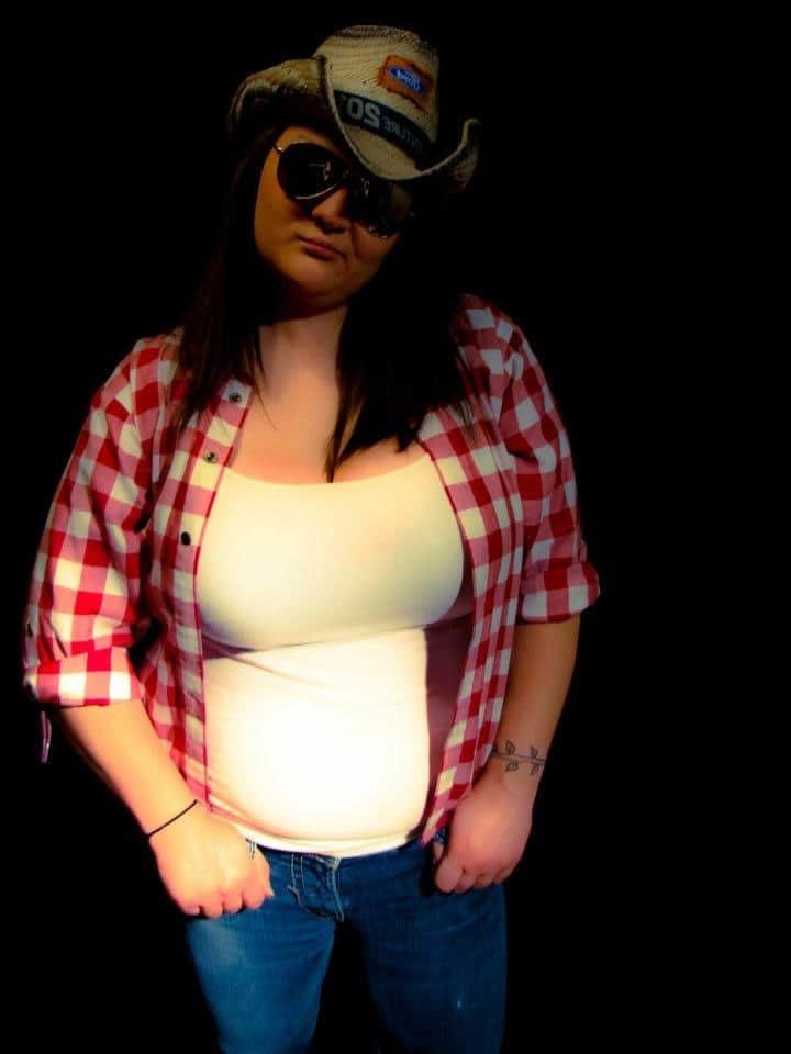 25P Chubby slut with gigantic boobs