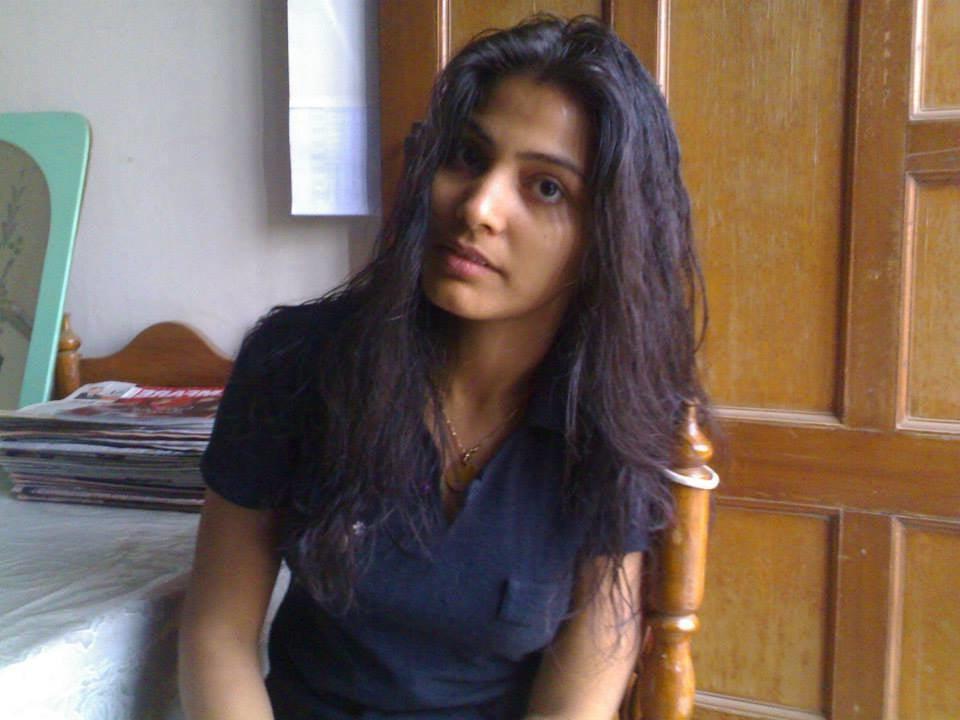 13P Hot Chubby Indian Girl
