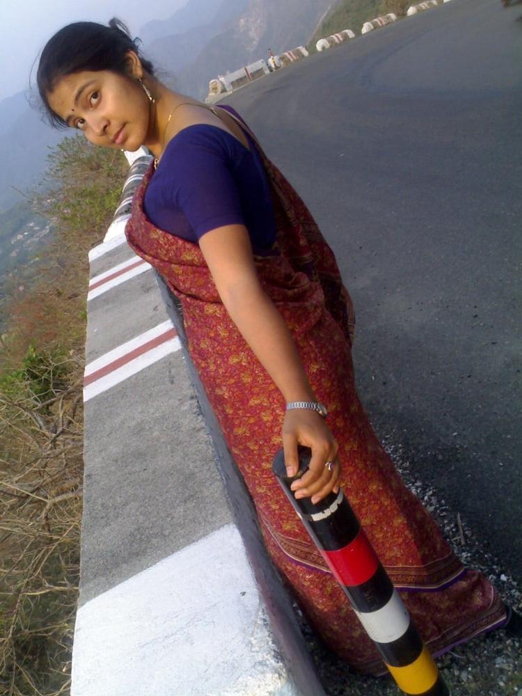 13P Hot Chubby Indian Girl