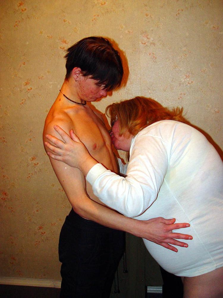 25P Ugly Raunchy Sex 209