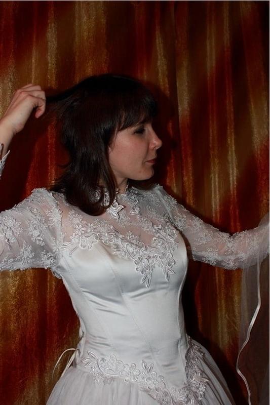 23P Russian MILF in the image of the bride