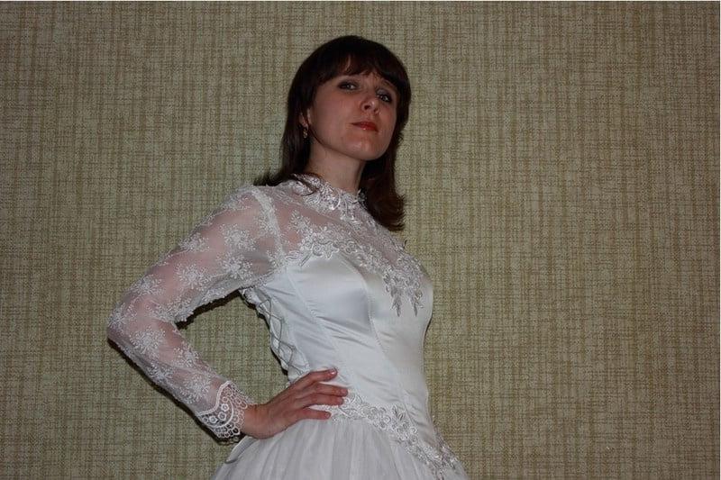 23P Russian MILF in the image of the bride