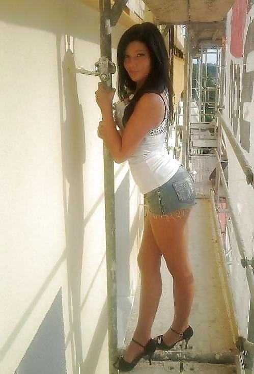 20P Young Teens Bitch