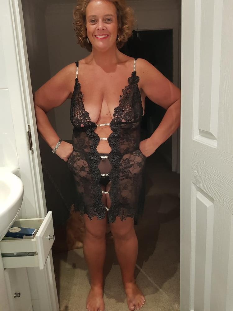 14P Joanne, sexy UK Chunky MILF Slut