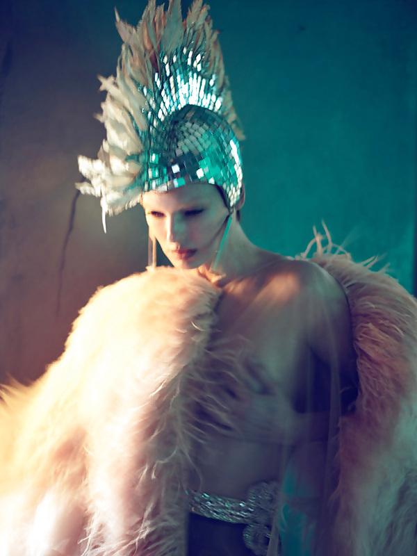 4P Linda Evangelista Topless