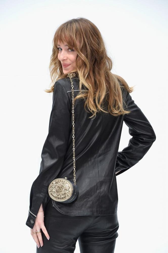 25P Dakota Johnson Cute Woman