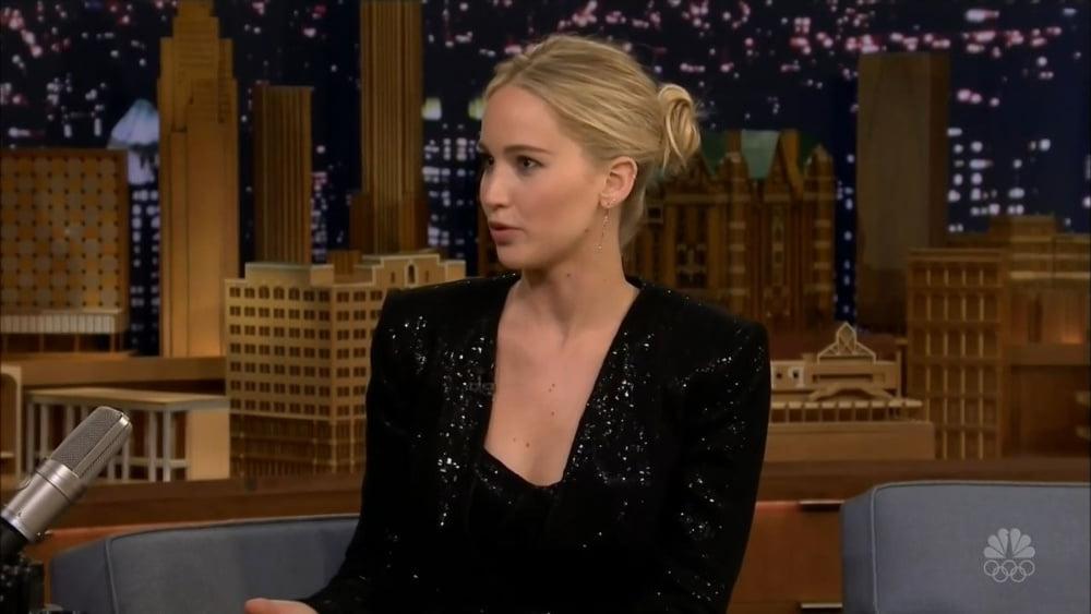 25P Jennifer Lawrence cute woman