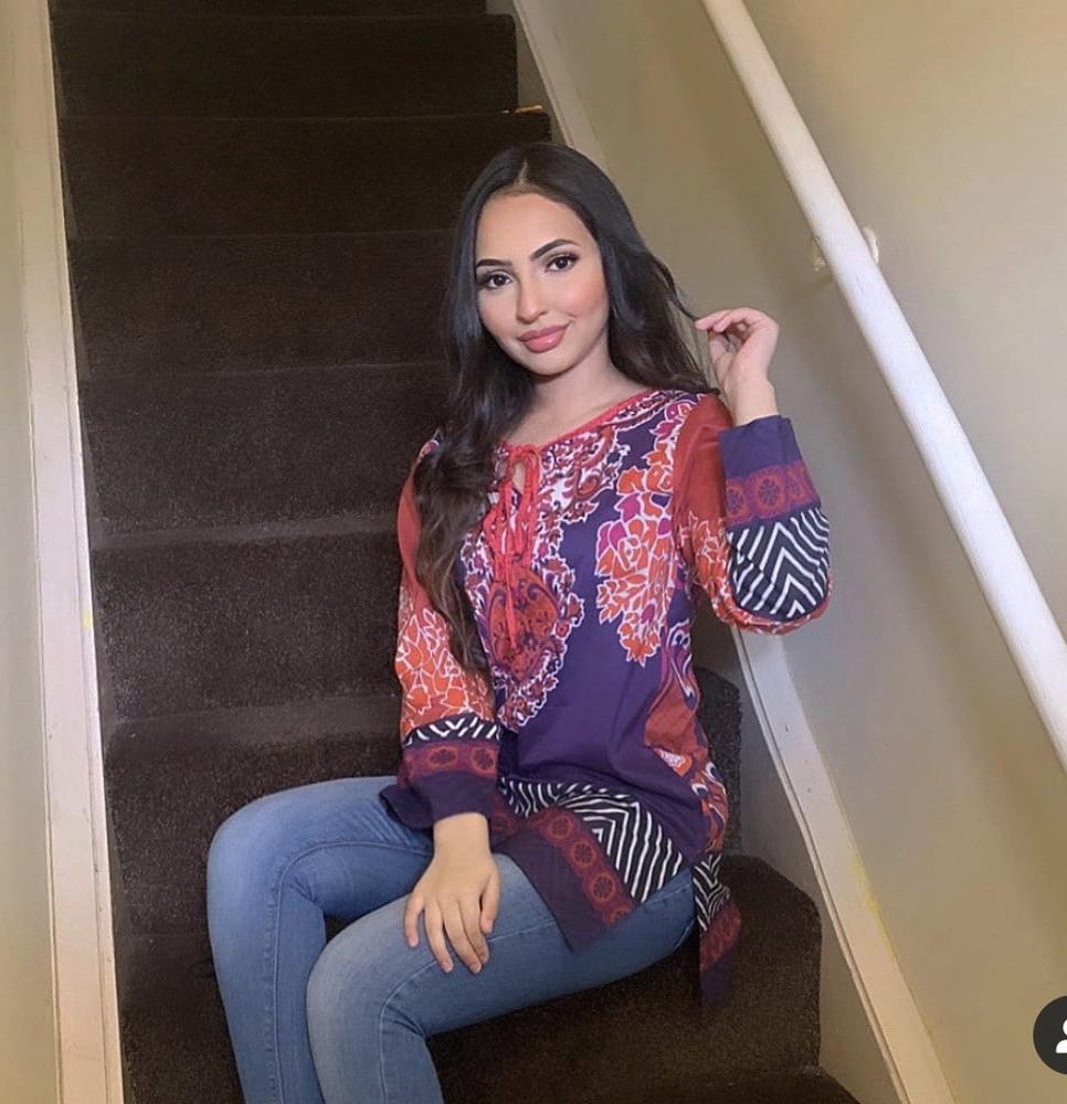 13P Very cute paki, what would you do to her?