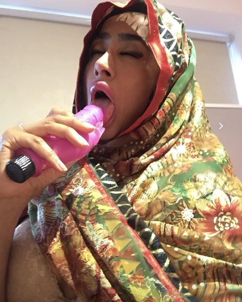 20P My Indian Bitch