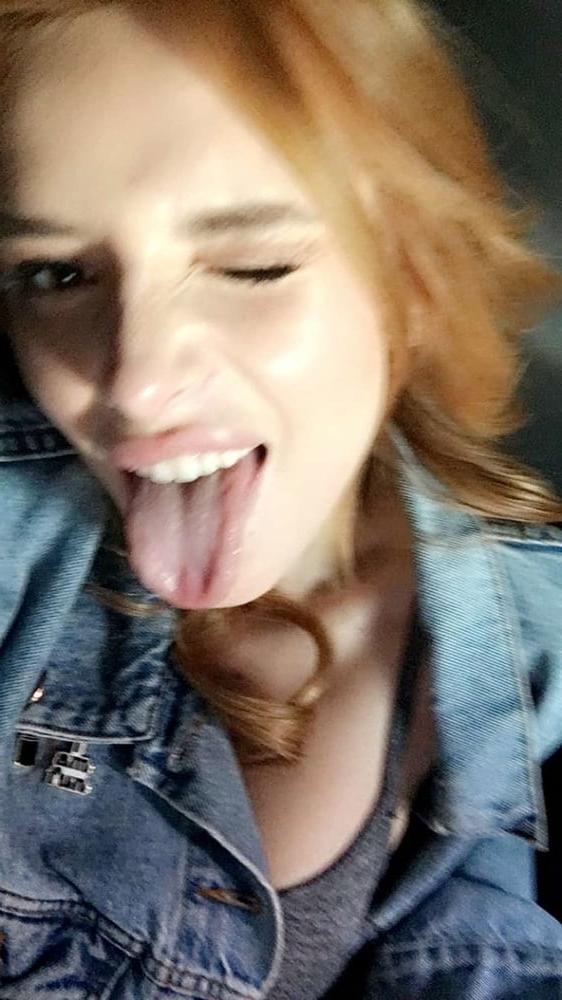 15P Bella Thorne hot bitch tongue