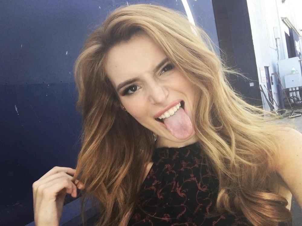 15P Bella Thorne hot bitch tongue