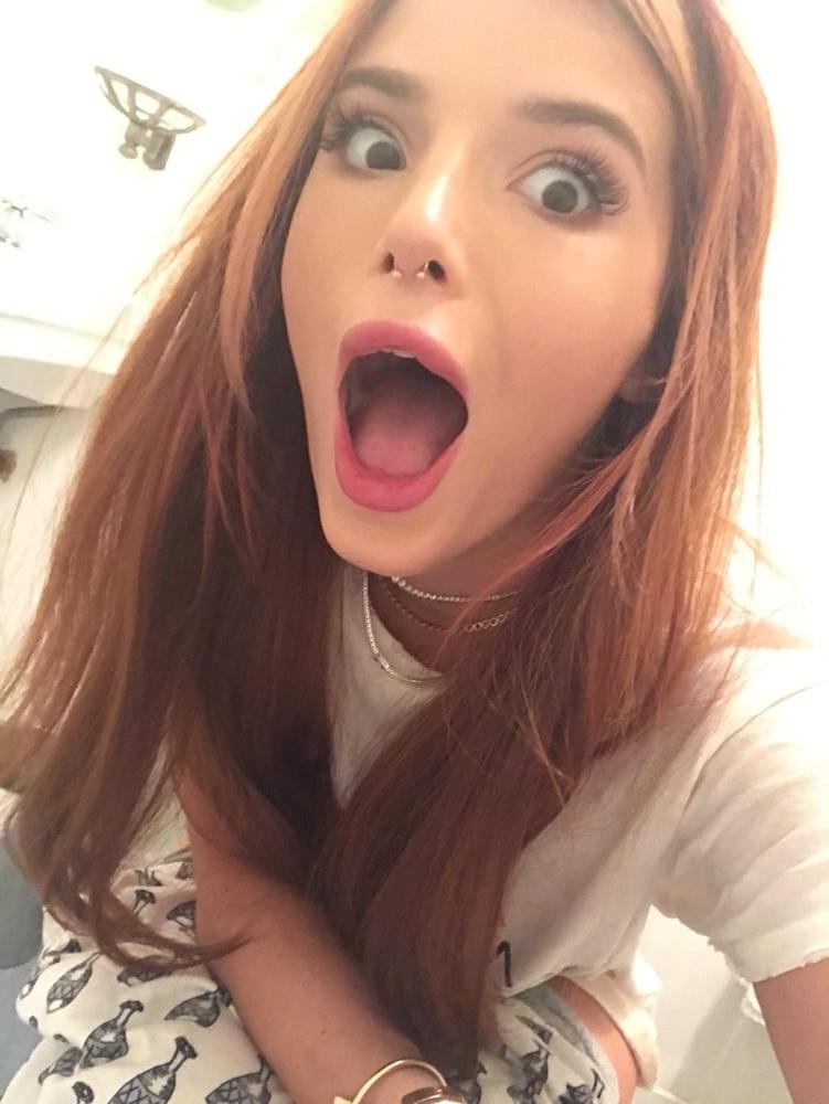 15P Bella Thorne hot bitch tongue